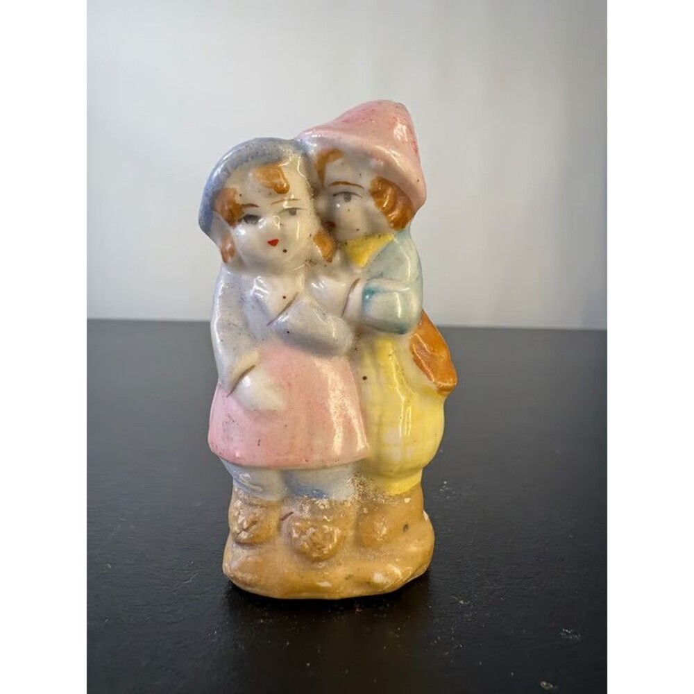 Vintage Children Friends Figurine Hand Painted Glazed Ceramic 2.5 in Pastel